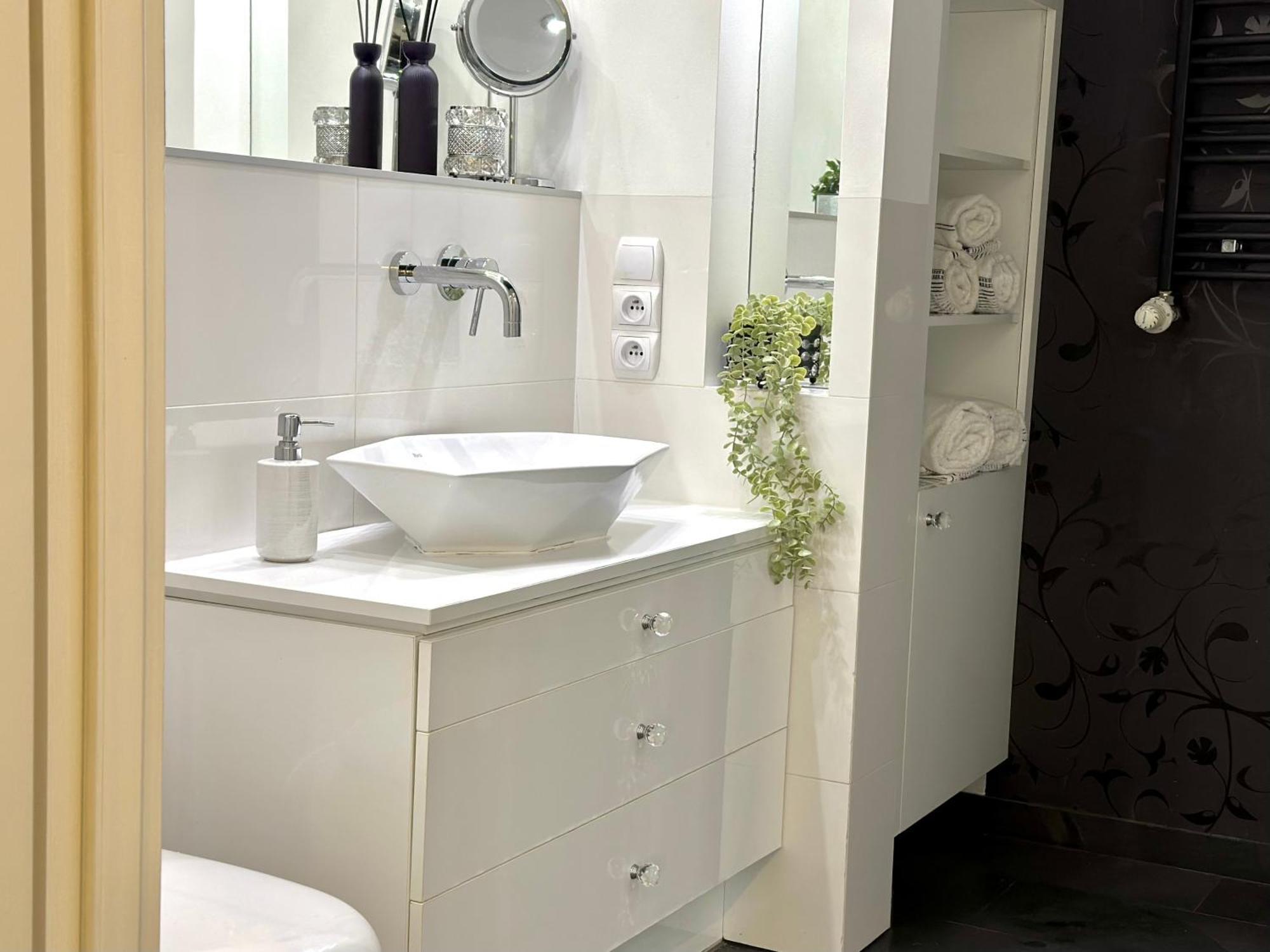 Apartment La Bella Klimatyzacja, Garaz Podziemny
